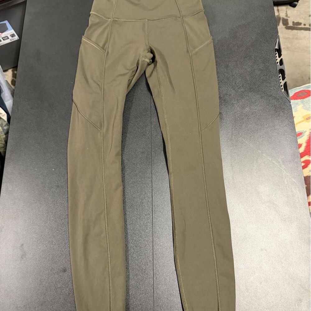 Lululemon Women's Khaki and Green Leggings